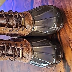 ❤️Michael Kors❤️ " EASTON " Gold MK Logo Waterproof Faux Shearling Boots,NWOT!❤️